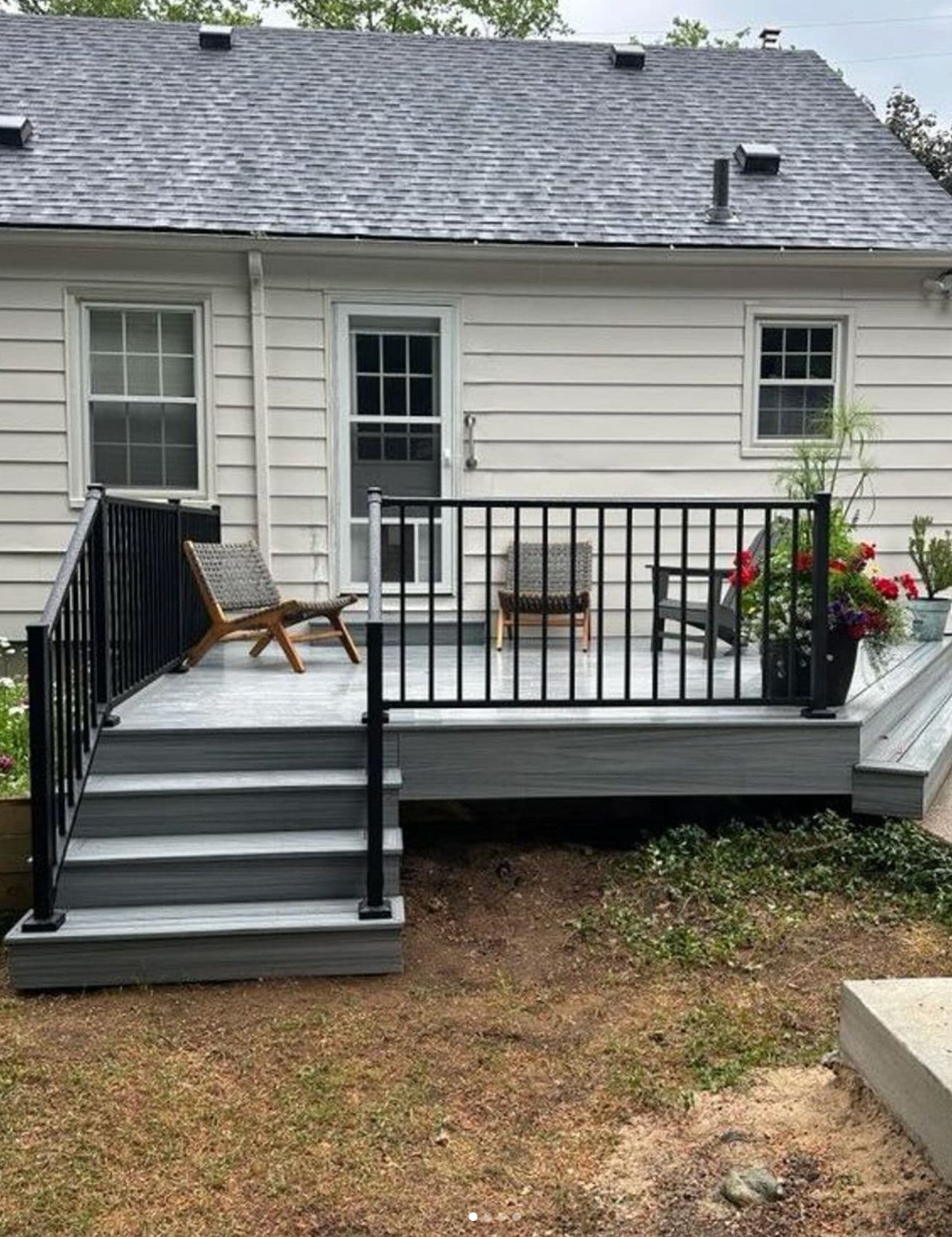 Gallery photos for Elegant Custom Deck Build in Muskegon: Image #1
