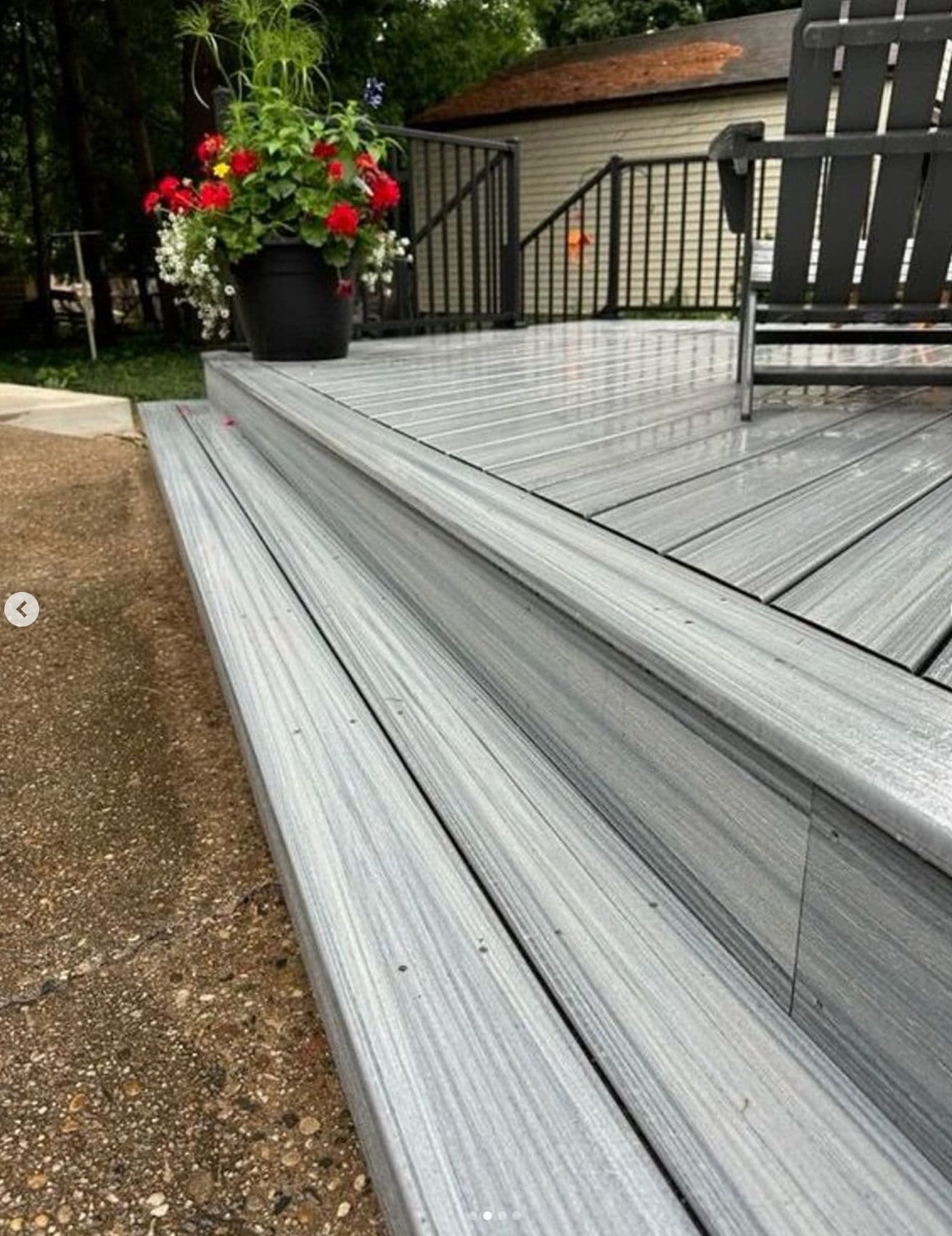 Gallery photos for Elegant Custom Deck Build in Muskegon: Image #2