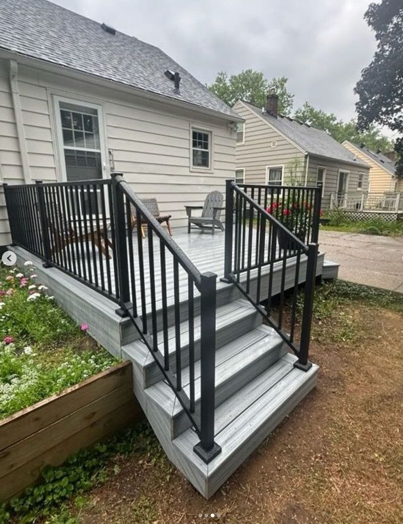 Gallery photos for Elegant Custom Deck Build in Muskegon: Image #3