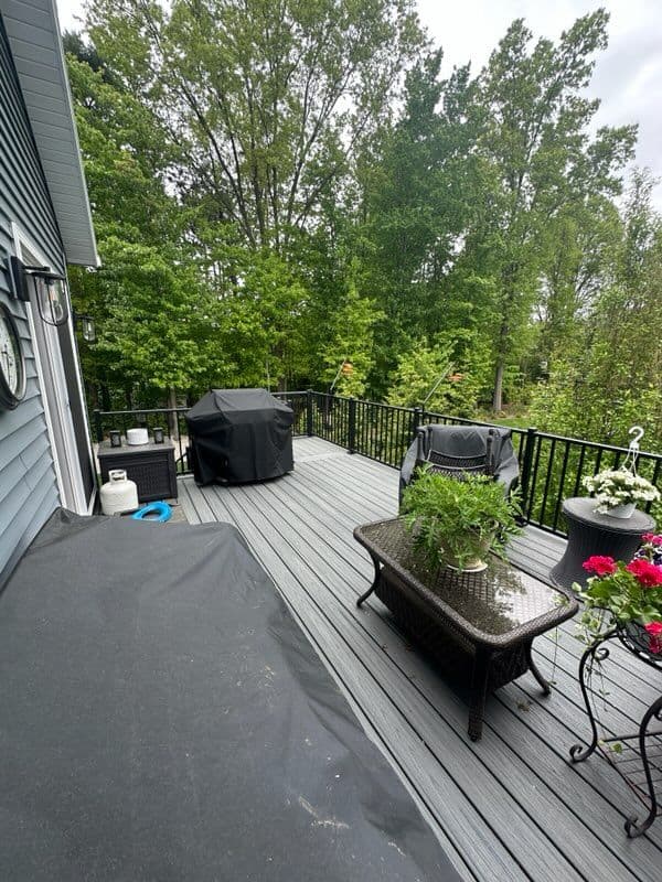 Gallery photos for Stunning Island Mist Trex Deck Transformation: Image #1