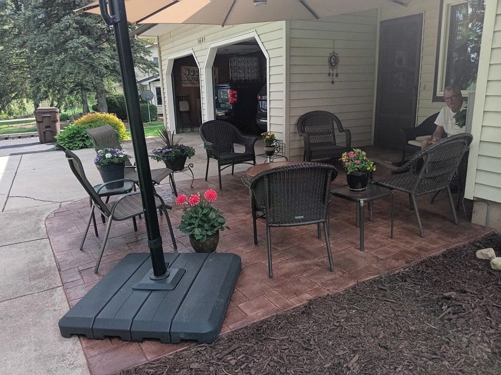Gallery photos for Cozy Outdoor Patio with Stylish Stamped Concrete: Image #1