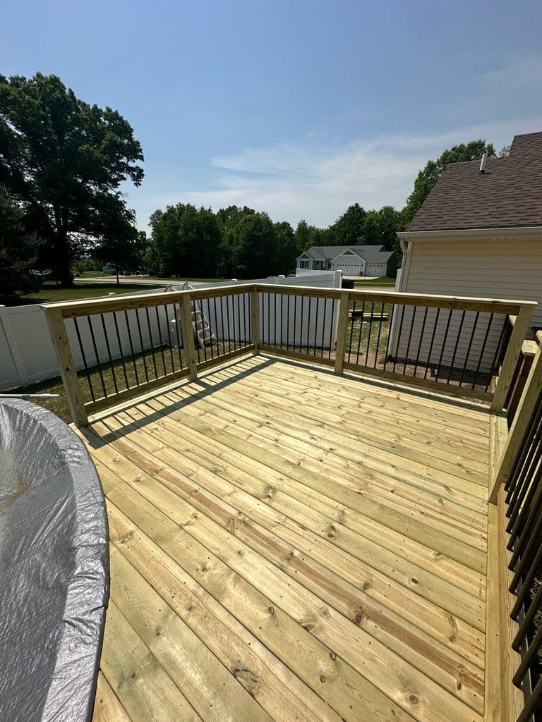 Enhance Your Backyard with a Stunning Pool Deck