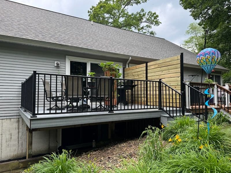 Gallery photos for Revamp Your Space with Custom Deck Building: Image #2