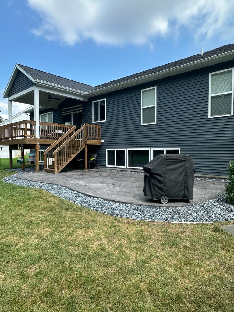 Gallery photos for Elegant Backyard Stamped Concrete Oasis: Image #2