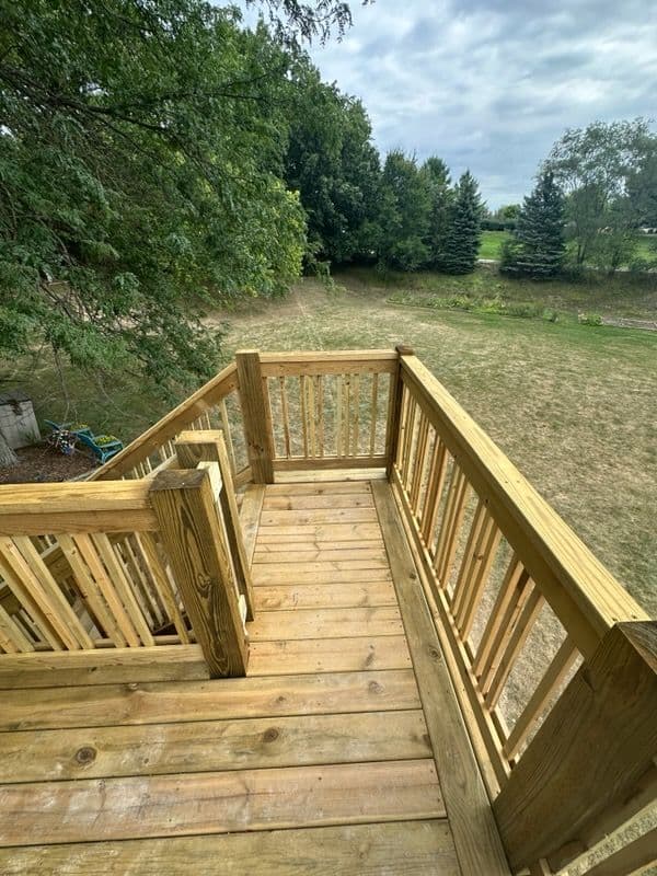 Gallery photos for Stunning Deck and Patio Transformation: Image #3