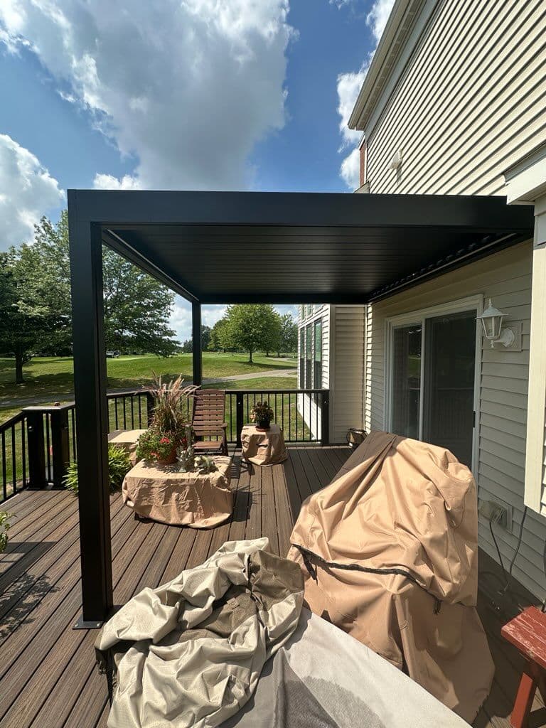 Project Elegant Deck and Pergola for Versatile Outdoor Living image