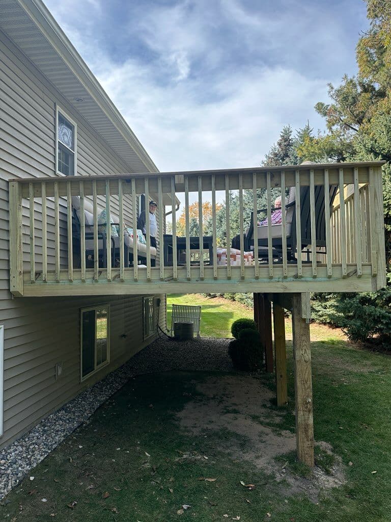 Gallery photos for Elevate Your Backyard with VIBE's Custom Deck: Image #2