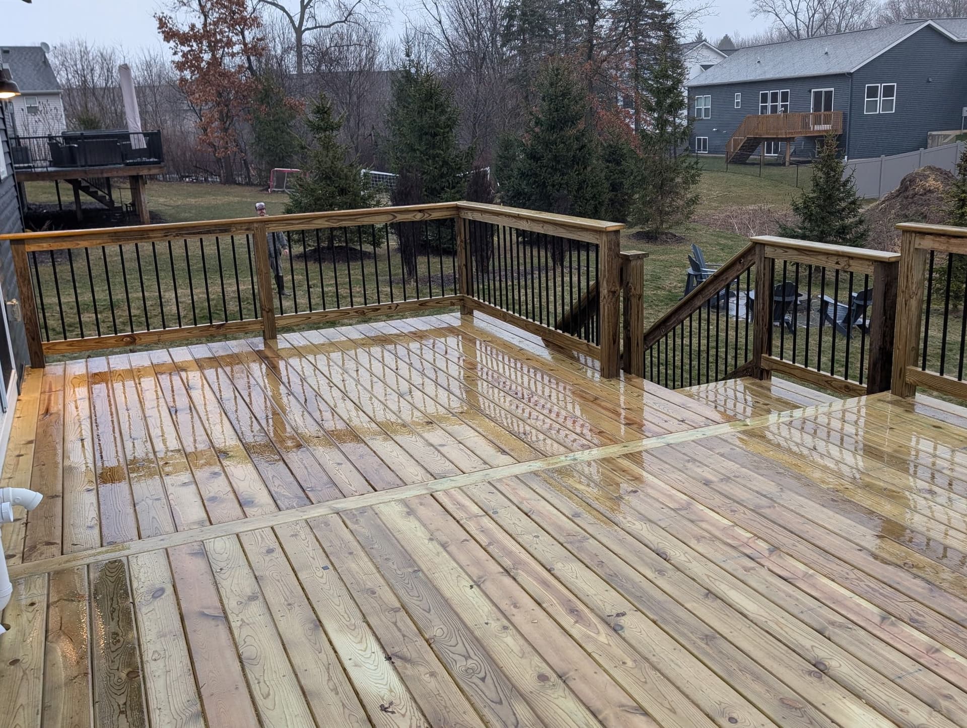 Gallery photos for Stunning Southern Yellow Pine Deck Upgrade: Image #3