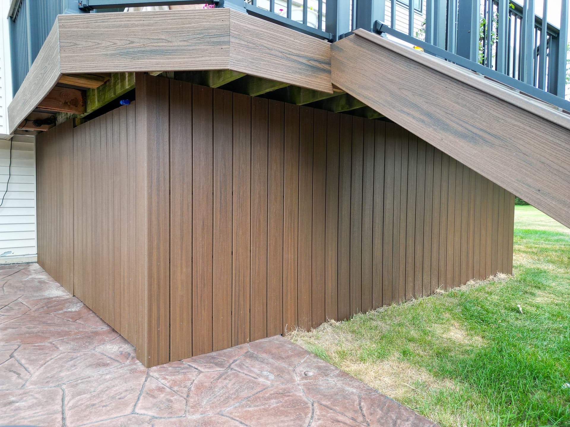 Gallery photos for Under-Deck Storage Enclosure Built with Trex in Caledonia: Image #1